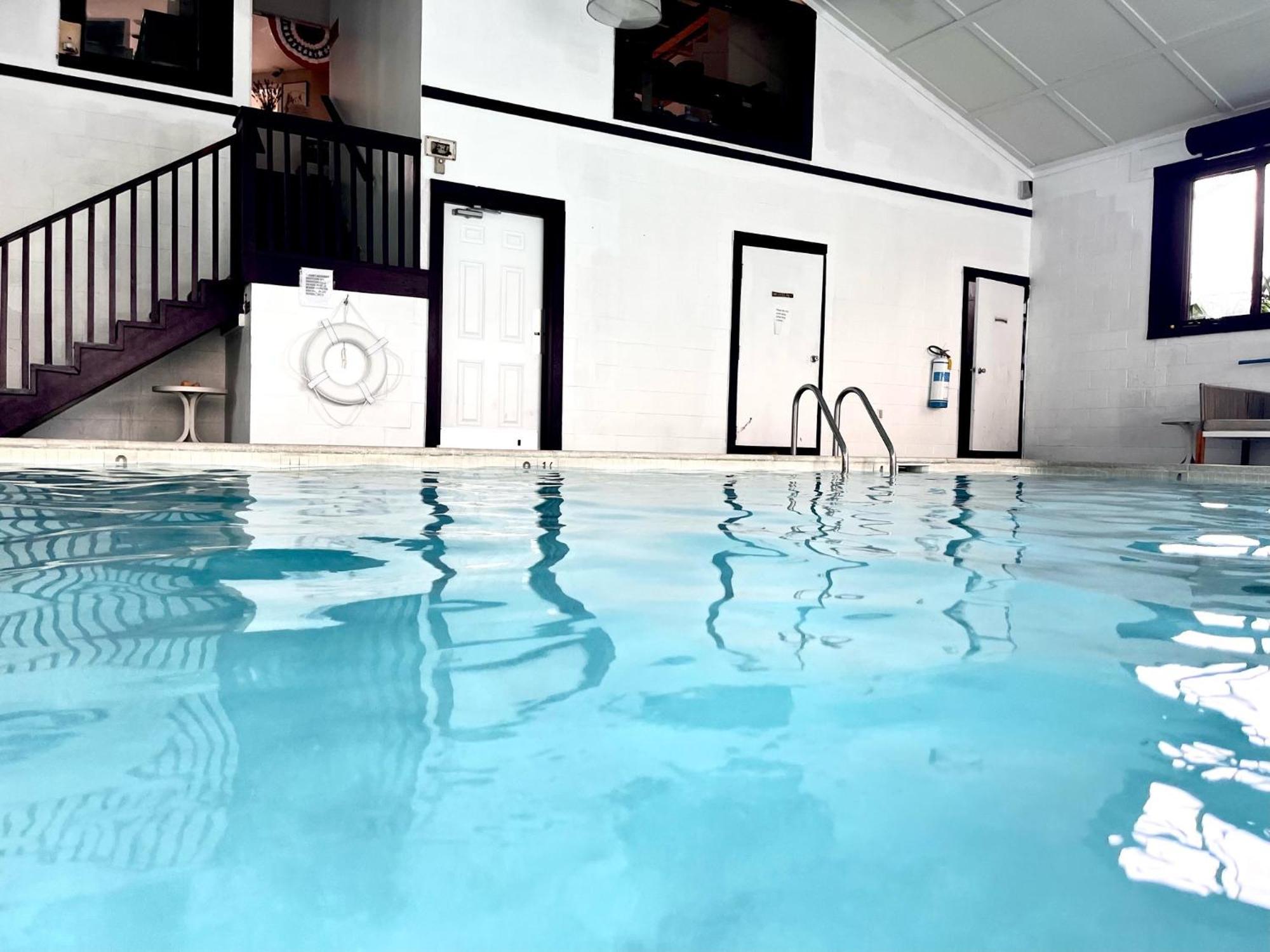 ווינצ'סטר Apm Inn And Suites מראה חיצוני תמונה